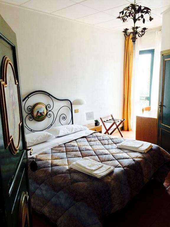 Bed and Breakfast La Lanterna Avigliano Umbro Экстерьер фото